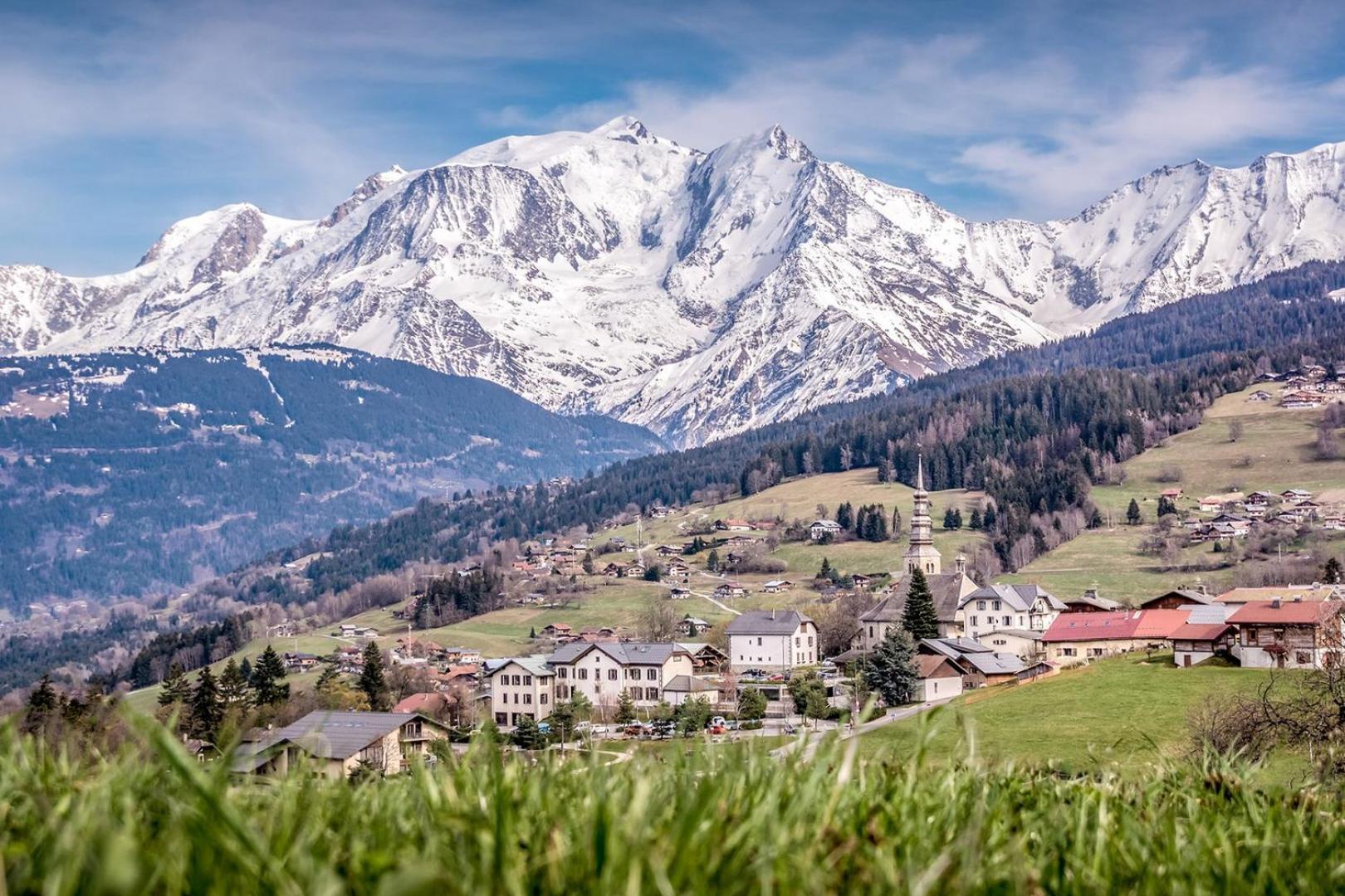 Apartment Au Bon Coin - Luxury Chamonix Hidden Haven, Mont Blanc View, Hot Tub And Garden Luaran gambar