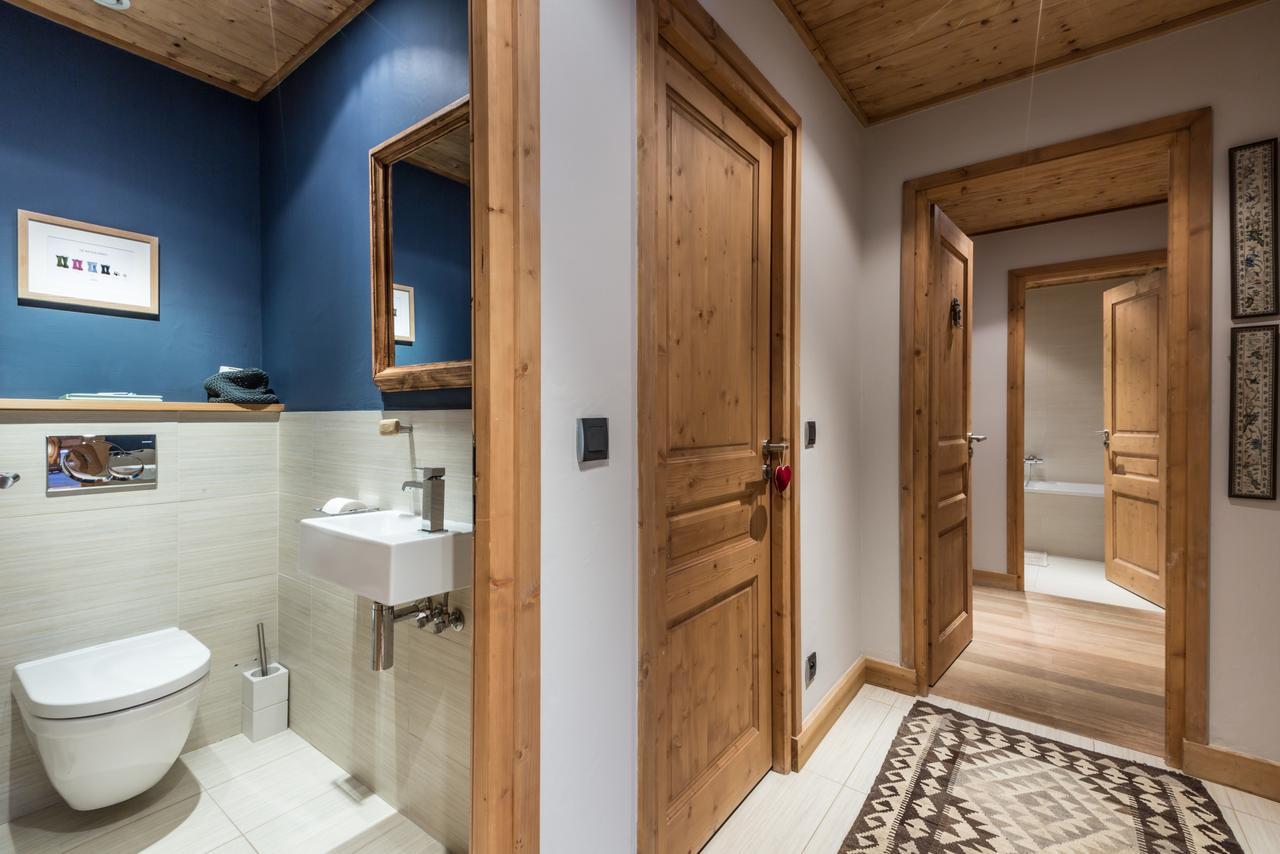 Apartment Au Bon Coin - Luxury Chamonix Hidden Haven, Mont Blanc View, Hot Tub And Garden Luaran gambar
